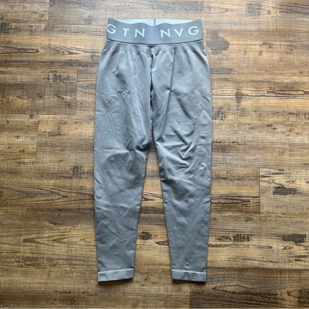 NVGTN Seamless Leggings Womens Medium Gray Activewear Athleisure Yoga